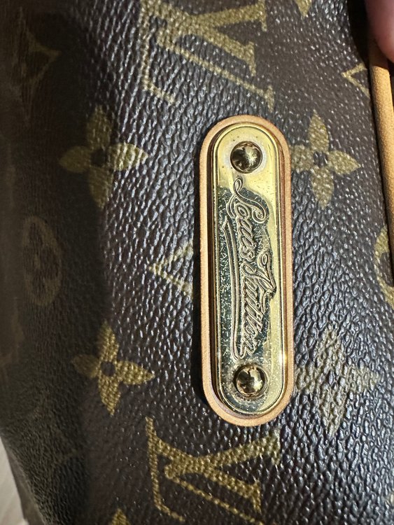 ルイ・ヴィトン モノグラム モントルグイユGM M95566（ブランドバッグ）の商品画像 - 査定依頼日：2023年4月23日 - 最高査定価格：55,000円