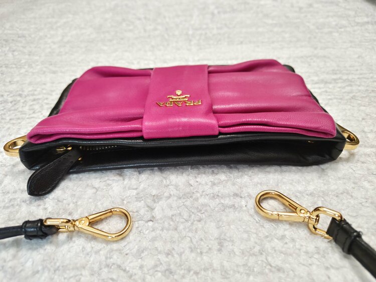 プラダ  （ブランドバッグ）の商品画像 - 査定依頼日：2026年2月23日 - 最高査定価格：50,000円