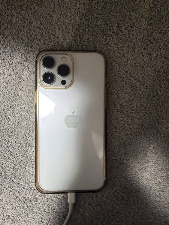 iPhone 13 Pro Max 128GB au（スマホ）の商品画像 - 査定依頼日：2026年4月2日 - 最高査定価格：48,000円