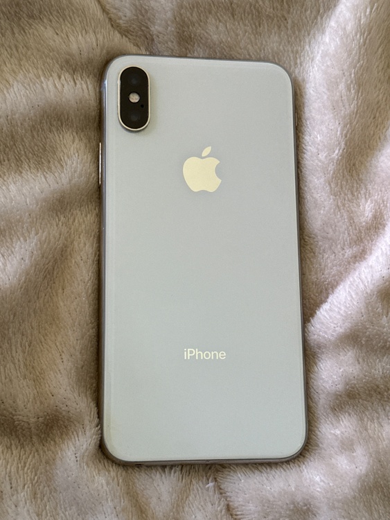 iPhoneX 256GB SIMフリー（スマホ）の商品画像 - 査定依頼日：2026年1月22日 - 最高査定価格：11,000円