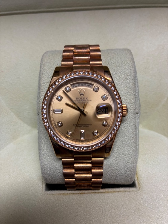 ロレックス デイデイト 118348（高級時計）の商品画像 - 査定依頼日：2025年10月11日 - 最高査定価格：4,000,000円