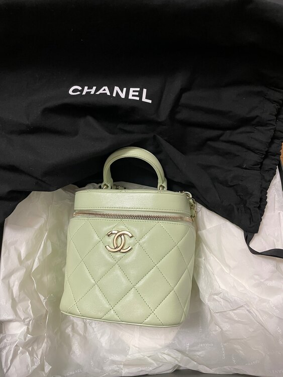 CHANEL トレンディCCバッグ（ブランドバッグ）の商品画像 - 査定依頼日：2024年12月28日 - 最高査定価格：300,000円