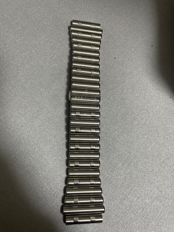 ブライトリング クロノマット B01 44  AB0136251B2S（高級時計）の商品画像 - 査定依頼日：2025年4月27日 - 最高査定価格：750,000円