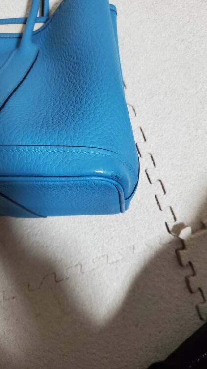 ネゴンダ　ターコイズ（ブランドバッグ）の商品画像 - 査定依頼日：2025年11月20日 - 最高査定価格：280,000円