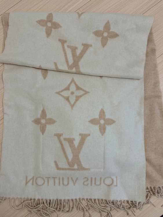 モノグラムカシミヤ100大判ストール未使用（古着・ファッション）の商品画像 - 査定依頼日：2025年11月12日 - 最高査定価格：70,000円