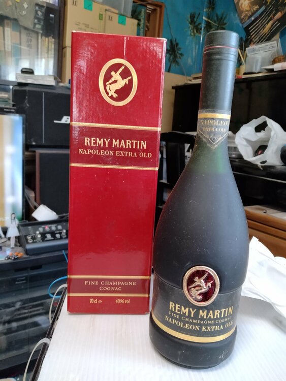 Remy Martin（お酒）の商品画像 - 査定依頼日：2026年3月17日 - 最高査定価格：6,500円