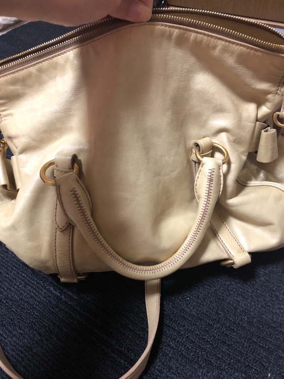 ミュウミュウ  （ブランドバッグ）の商品画像 - 査定依頼日：2026年3月19日 - 最高査定価格：50,000円