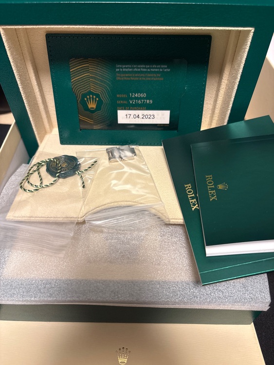 ロレックス サブマリーナー 12406（高級時計）の商品画像 - 査定依頼日：2025年11月5日 - 最高査定価格：1,900,000円