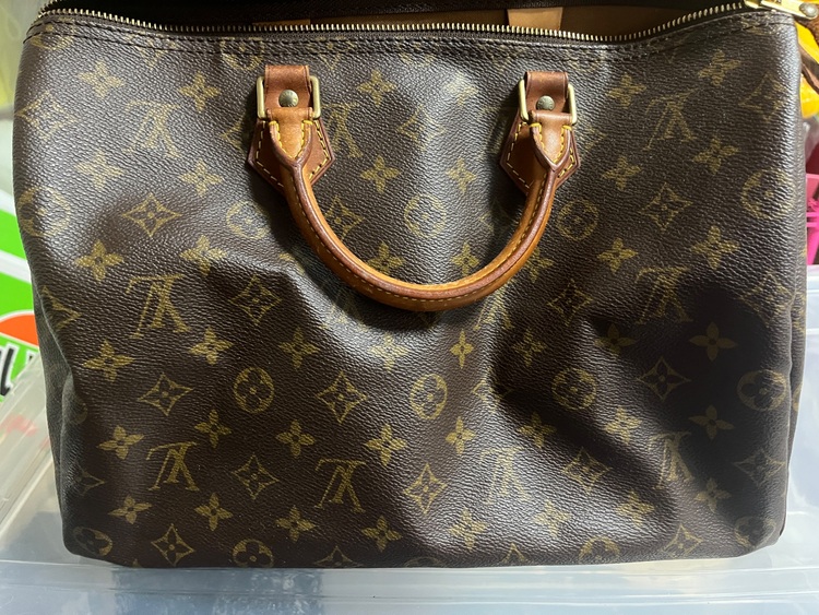 ルイヴィトン（ブランドバッグ）の商品画像 - 査定依頼日：2025年10月18日 - 最高査定価格：23,000円