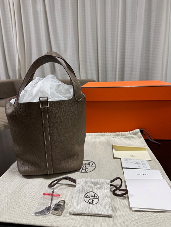 エルメス ピコタン （ブランドバッグ）の商品画像 - 査定依頼日：2025年8月22日 - 最高査定価格：570,000円