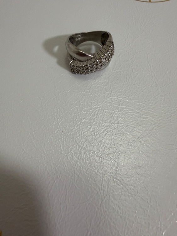 わからない（宝石）の商品画像 - 査定依頼日：2026年2月16日 - 最高査定価格：60,000円