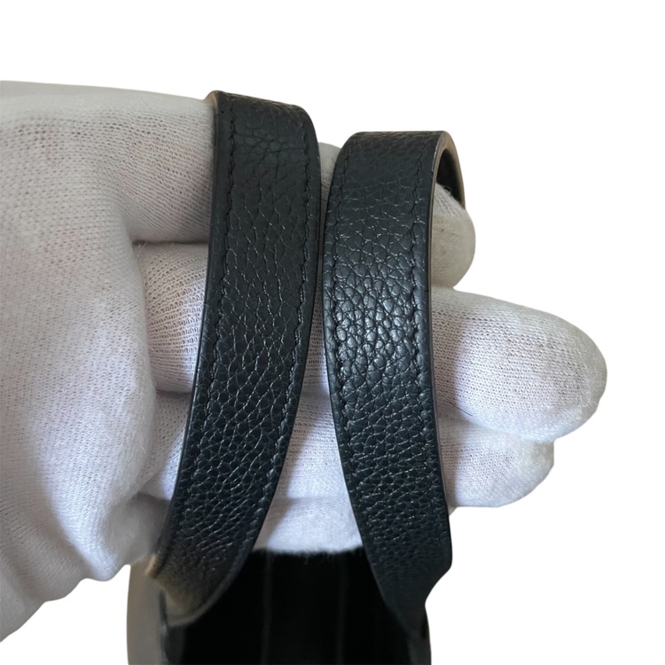 フォールドカバ　スモール（ブランドバッグ）の商品画像 - 査定依頼日：2026年4月5日 - 最高査定価格：90,000円