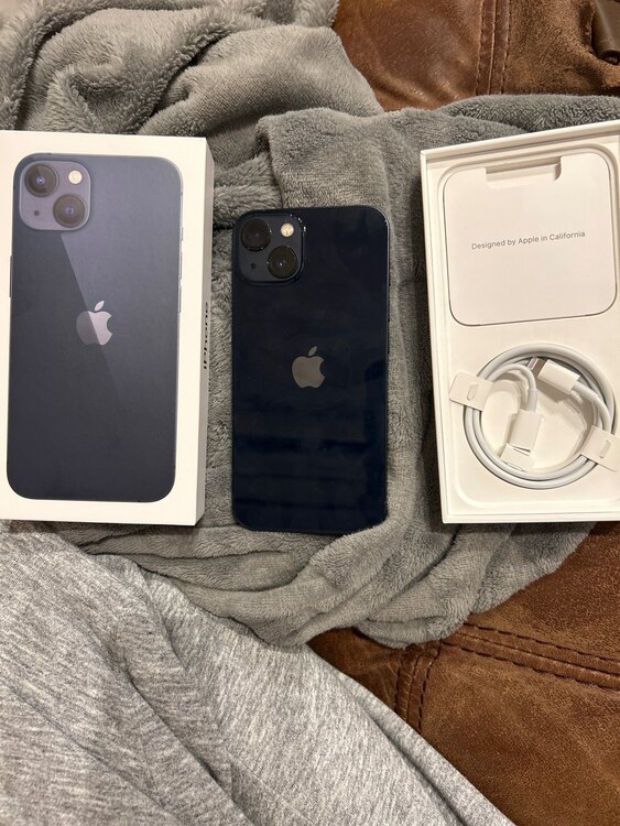 iPhone13  ②（スマホ）の商品画像 - 査定依頼日：2025年3月23日 - 最高査定価格：38,000円