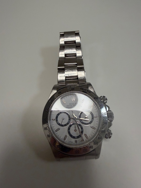 ロレックスデイトナ（高級時計）の商品画像 - 査定依頼日：2026年2月12日 - 最高査定価格：100,000円
