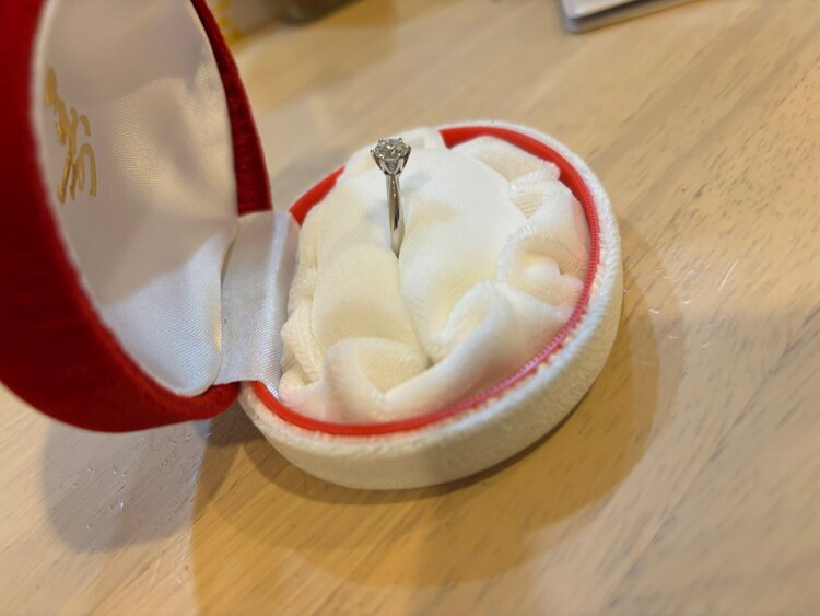 ダイヤモンド（金・貴金属）の商品画像 - 査定依頼日：2025年5月18日 - 最高査定価格：250,000円