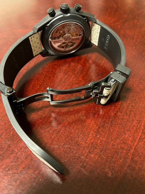 ゼニス エルプリメロ 20.2040.2（高級時計）の商品画像 - 査定依頼日：2025年4月23日 - 最高査定価格：440,000円