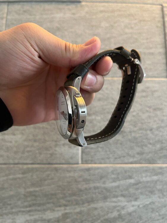 パネライルミノールマリーナ（高級時計）の商品画像 - 査定依頼日：2025年4月15日 - 最高査定価格：660,000円