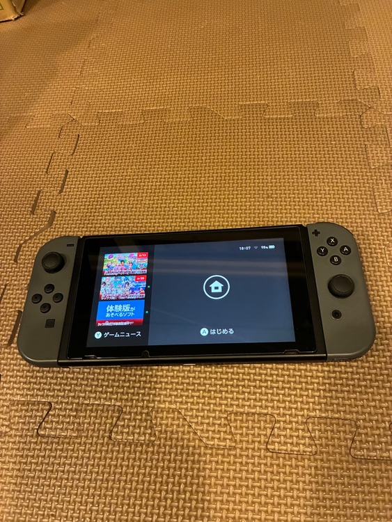 nintendo switch バッテリー持続モデル グレー（ゲーム機本体・ゲームソフト）の商品画像 - 査定依頼日：2025年6月23日 - 最高査定価格：12,000円