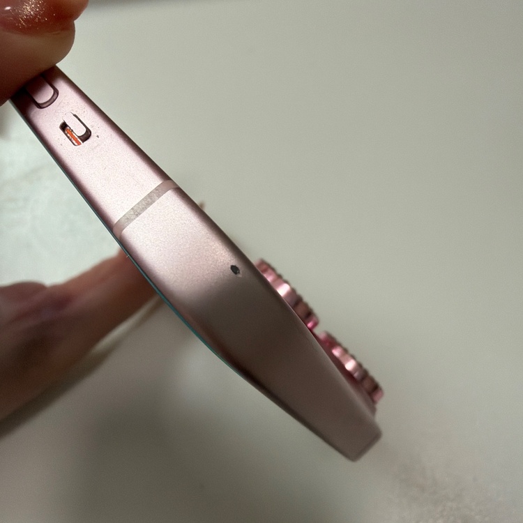 iPhone iPhone 15 256GB SIMフリー（スマホ）の商品画像 - 査定依頼日：2026年5月25日 - 最高査定価格：75,000円