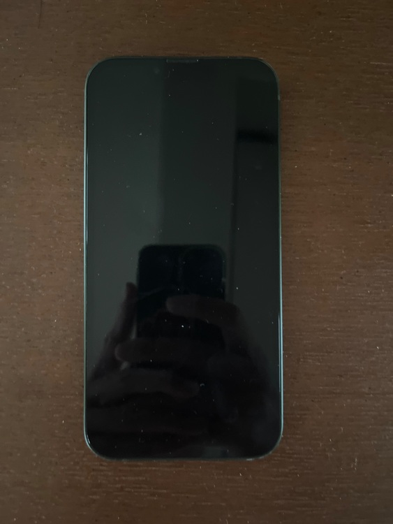 iPhone13（スマホ）の商品画像 - 査定依頼日：2025年10月20日 - 最高査定価格：30,000円