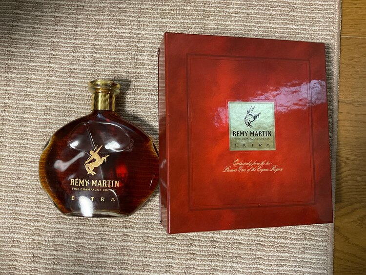 レミーマルタン　ファインシャンペンコニャック（お酒）の商品画像 - 査定依頼日：2025年5月6日 - 最高査定価格：15,000円
