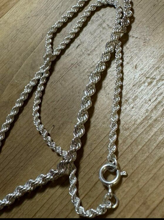 ロープチェーンネックレス（金・貴金属）の商品画像 - 査定依頼日：2025年3月2日 - 最高査定価格：250,000円