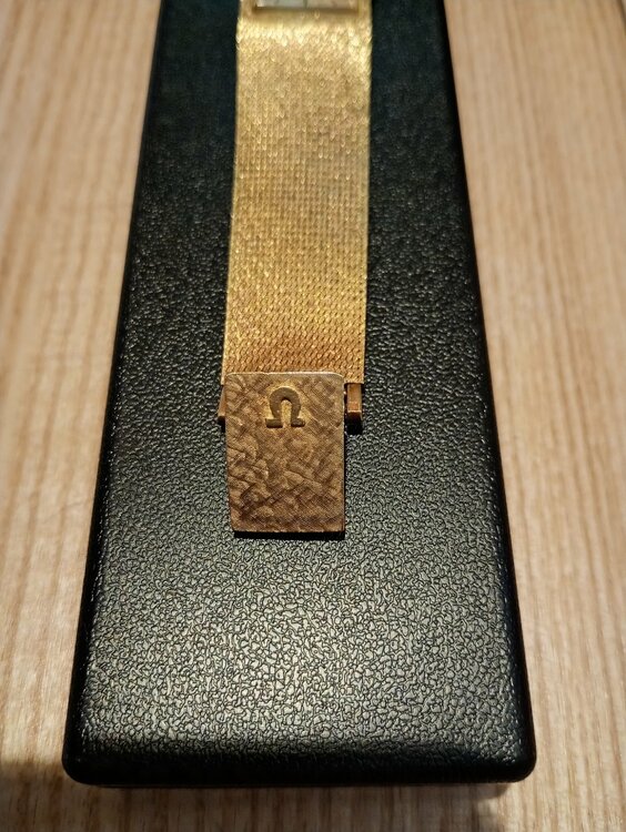 オメガ（高級時計）の商品画像 - 査定依頼日：2026年3月21日 - 最高査定価格：900,000円