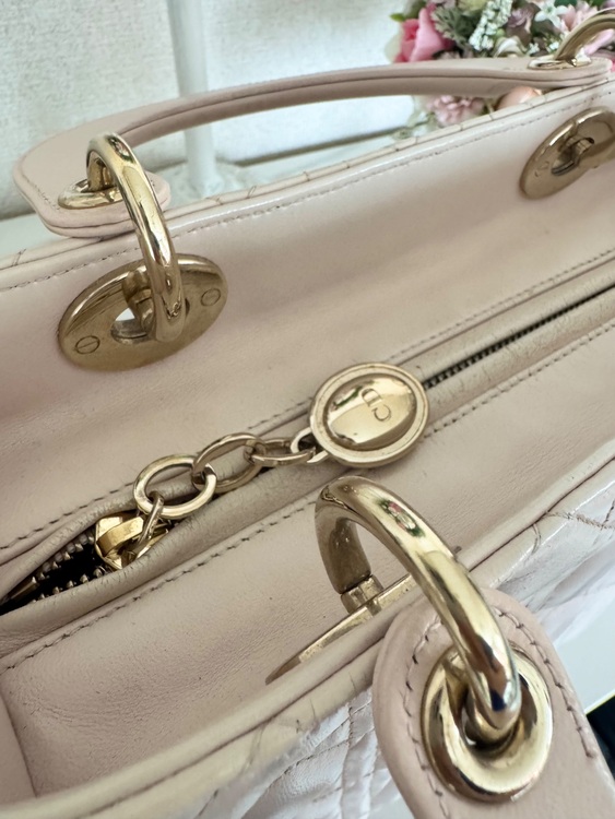 レディディオール（ブランドバッグ）の商品画像 - 査定依頼日：2025年9月5日 - 最高査定価格：40,000円