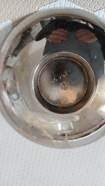 銀杯24kgp（金・貴金属）の商品画像 - 査定依頼日：2026年3月9日 - 最高査定価格：100,000円