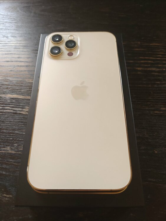 iPhone iPhone 12 Pro Max 128GB au（スマホ）の商品画像 - 査定依頼日：2026年10月16日 - 最高査定価格：40,500円