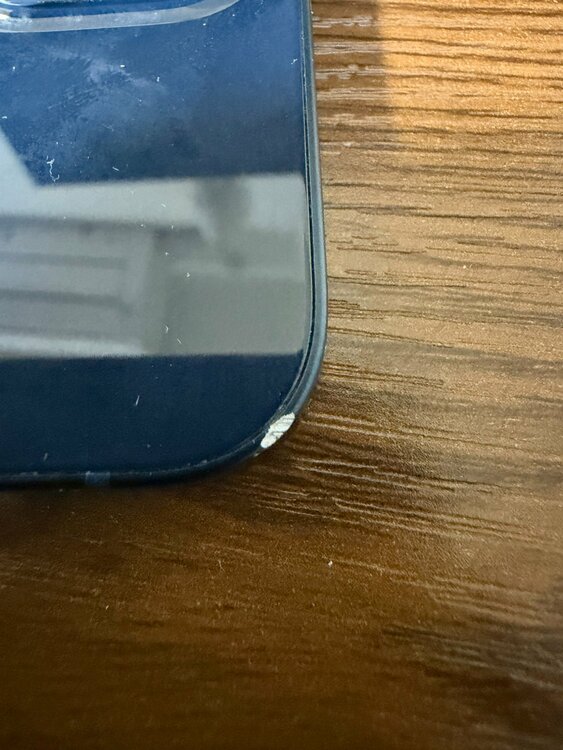 iPhone13（スマホ）の商品画像 - 査定依頼日：2026年10月4日 - 最高査定価格：39,500円