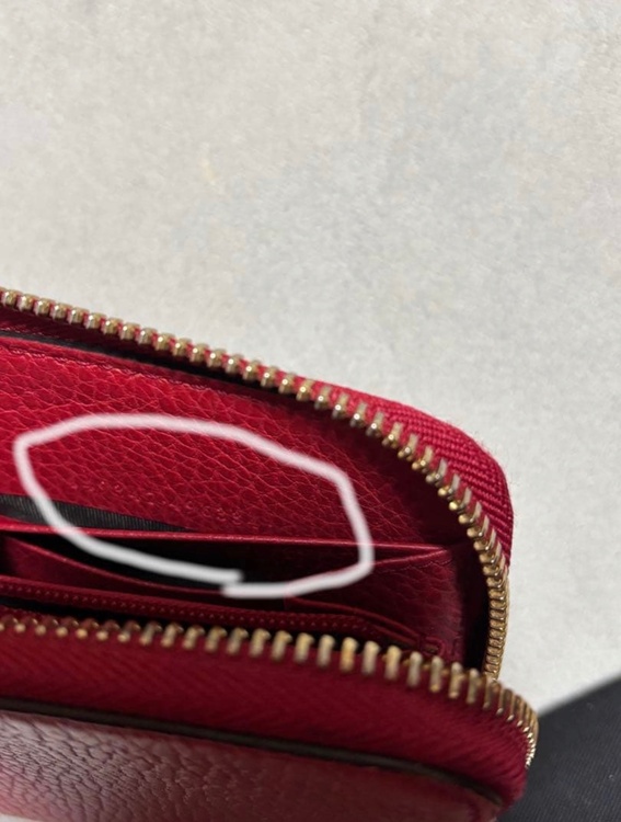 449347 496334（ブランド財布・小物）の商品画像 - 査定依頼日：2026年3月23日 - 最高査定価格：11,000円