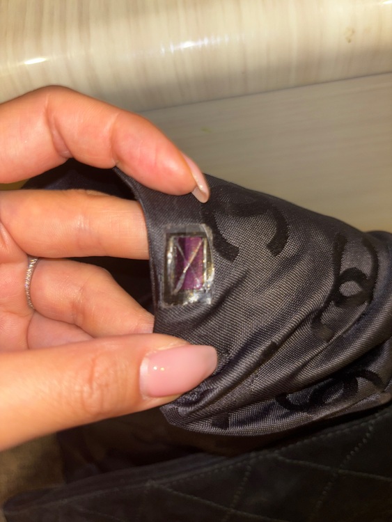 ワイルドステッチキャビアスキンバッグ（ブランドバッグ）の商品画像 - 査定依頼日：2025年7月31日 - 最高査定価格：70,000円