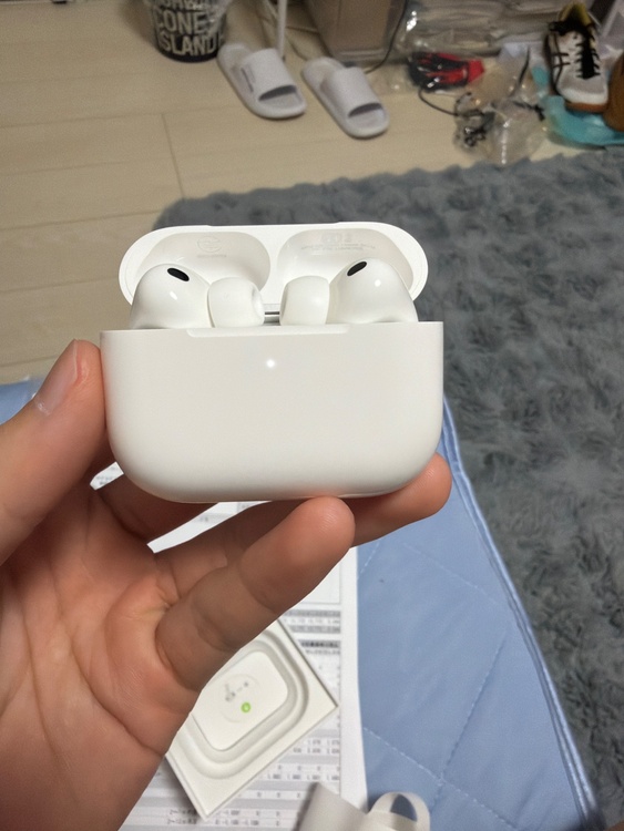 AirPods Pro3（オーディオ・スピーカー）の商品画像 - 査定依頼日：2026年5月7日 - 最高査定価格：16,000円