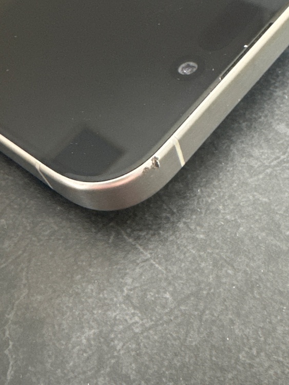 iPhone15pro 難あり（スマホ）の商品画像 - 査定依頼日：2026年4月8日 - 最高査定価格：53,000円