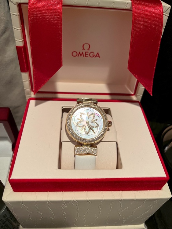 オメガ デ･ビル （高級時計）の商品画像 - 査定依頼日：2025年10月30日 - 最高査定価格：2,350,000円