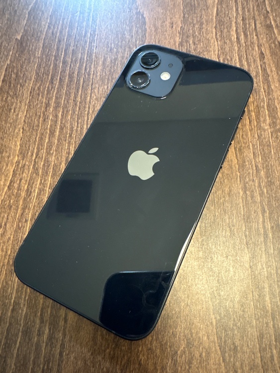 iPhone iPhone 12 128GB au（スマホ）の商品画像 - 査定依頼日：2026年7月24日 - 最高査定価格：25,000円