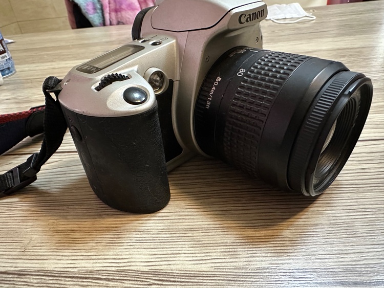 EOS （カメラ）の商品画像 - 査定依頼日：2026年3月23日 - 最高査定価格：1,500円