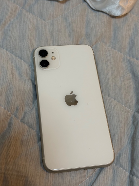 iPhone11（スマホ）の商品画像 - 査定依頼日：2026年9月15日 - 最高査定価格：17,500円