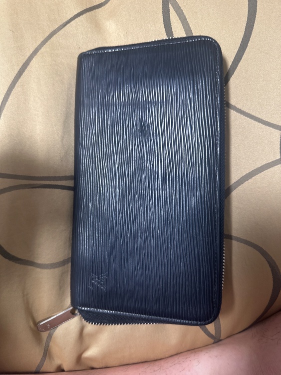 ルイヴィトン エピ （ブランドバッグ）の商品画像 - 査定依頼日：2026年4月15日 - 最高査定価格：100,000円