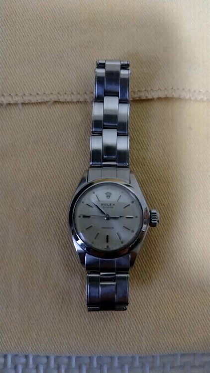 オイスターデイト（高級時計）の商品画像 - 査定依頼日：2025年12月24日 - 最高査定価格：330,000円