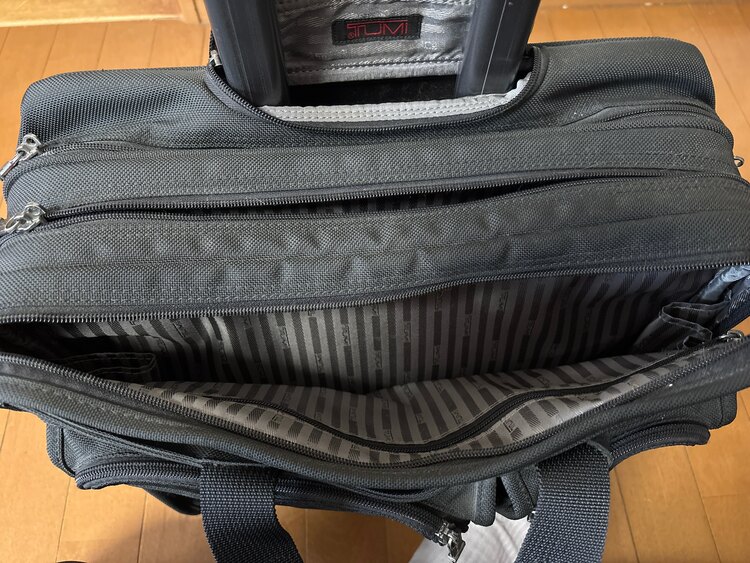 その他 TUMI （ブランドバッグ）の商品画像 - 査定依頼日：2025年2月16日 - 最高査定価格：100,000円