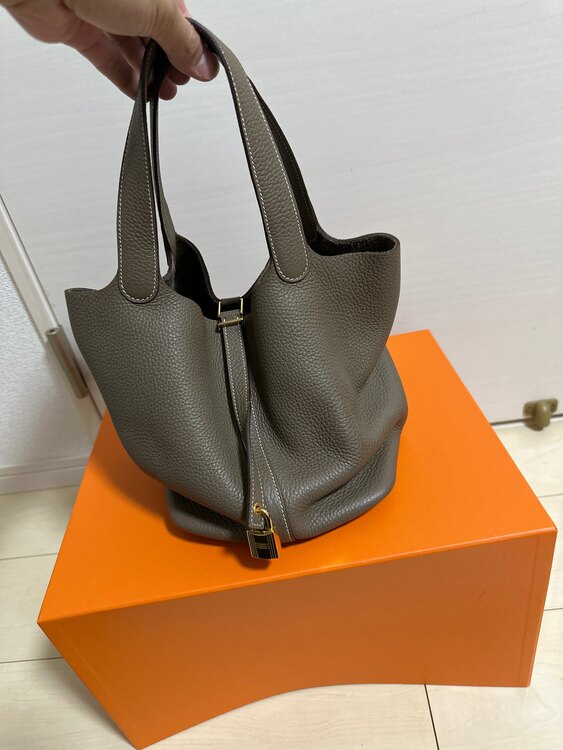 ピコタンロックMM（ブランドバッグ）の商品画像 - 査定依頼日：2025年4月27日 - 最高査定価格：550,000円