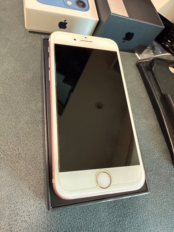 iPhone7（スマホ）の商品画像 - 査定依頼日：2026年5月11日 - 最高査定価格：2,500円