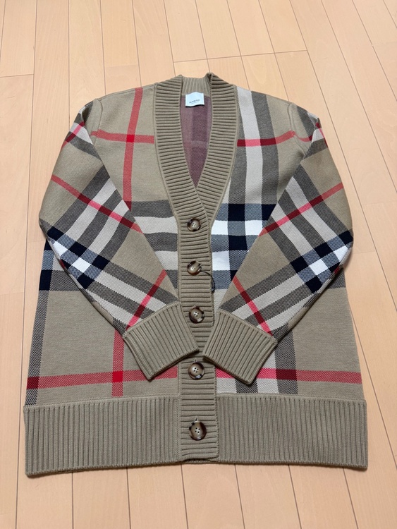Burberry バーバリー　セーター（古着・ファッション）の商品画像 - 査定依頼日：2026年4月14日 - 最高査定価格：31,000円