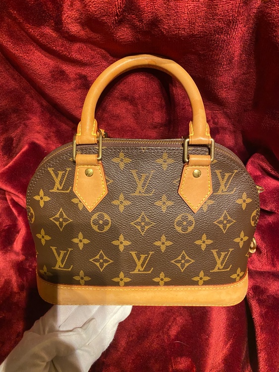 アルマBB（ブランドバッグ）の商品画像 - 査定依頼日：2026年3月22日 - 最高査定価格：170,000円