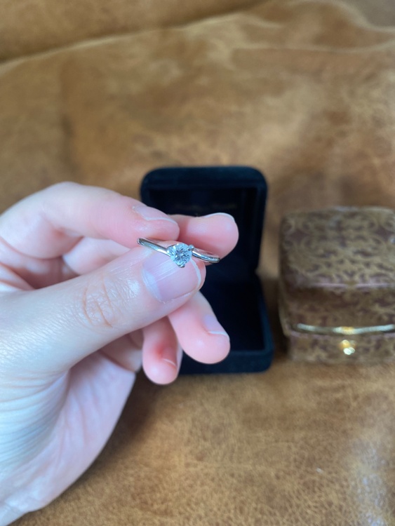 アンジェリックフォセッテ/ミモザ/品番： 61（金・貴金属）の商品画像 - 査定依頼日：2026年3月13日 - 最高査定価格：150,000円