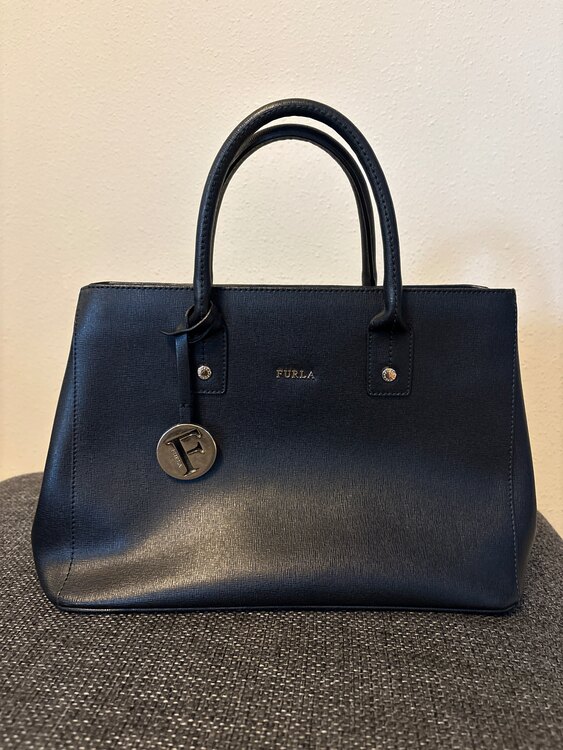 その他 フルラ （ブランドバッグ）の商品画像 - 査定依頼日：2025年3月9日 - 最高査定価格：5,000円