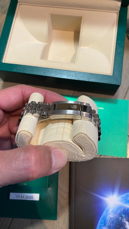 ロレックス デイトジャスト 126334（高級時計）の商品画像 - 査定依頼日：2026年2月8日 - 最高査定価格：2,350,000円