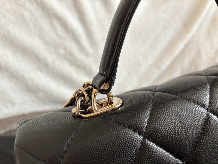 ハンドル付きバック（ブランドバッグ）の商品画像 - 査定依頼日：2026年2月5日 - 最高査定価格：800,000円